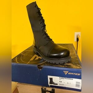 Bates Military Paratrooper 11’ Side Zip Combat Boot EO2184